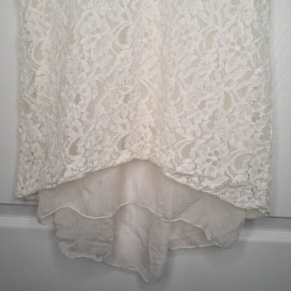 Dolce Ragazza Silk and Lace Split Back sleeveless Blouse Size Medium - Picture 5 of 7